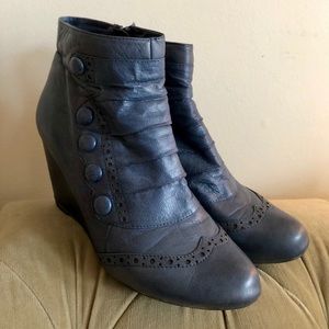 Vintage Look Miz Mooz Wedge Booties in Blue-Grey
